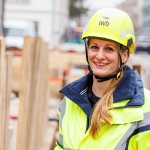 IWB Fachbauleiterin auf der Baustelle.