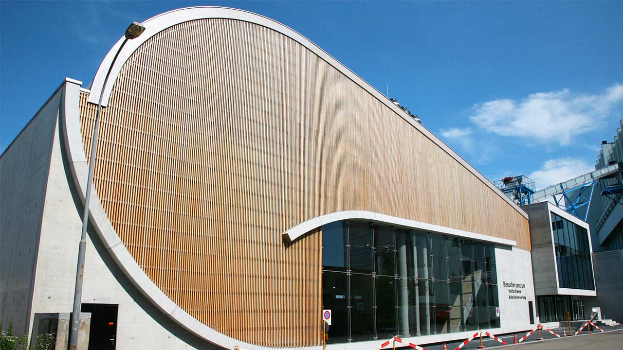 Holzkraftwerk 1 in Basel von aussen